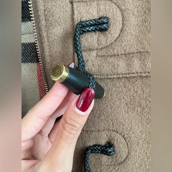 Authentic Burberry Brit 100% wool coat US 4 - Picture 16 of 16